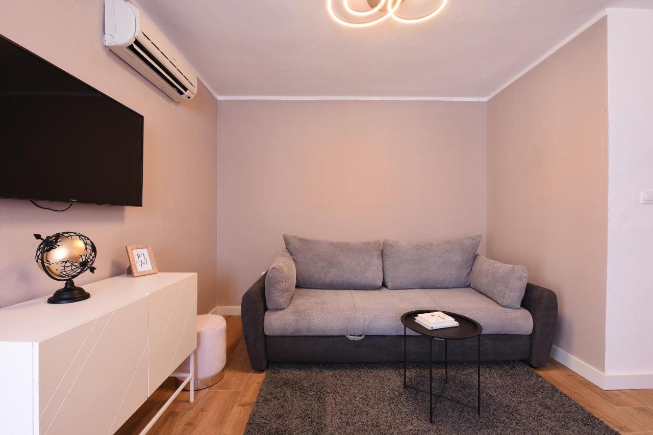 Malako Family Apartments 셀리네 외부 사진