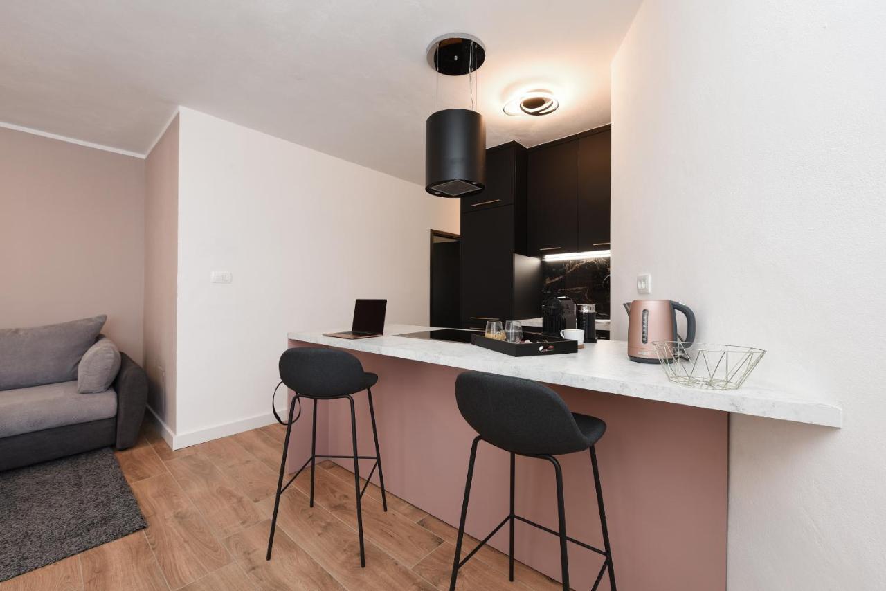Malako Family Apartments 셀리네 외부 사진