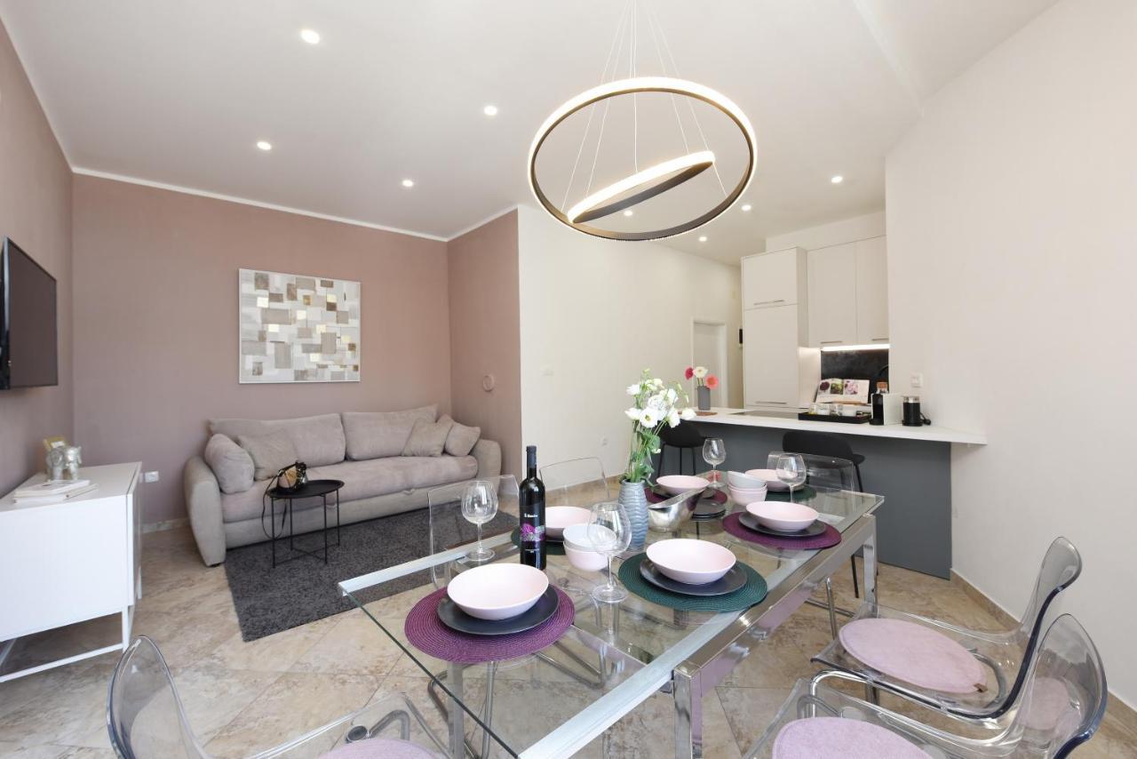 Malako Family Apartments 셀리네 외부 사진