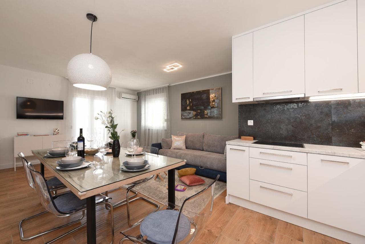 Malako Family Apartments 셀리네 외부 사진