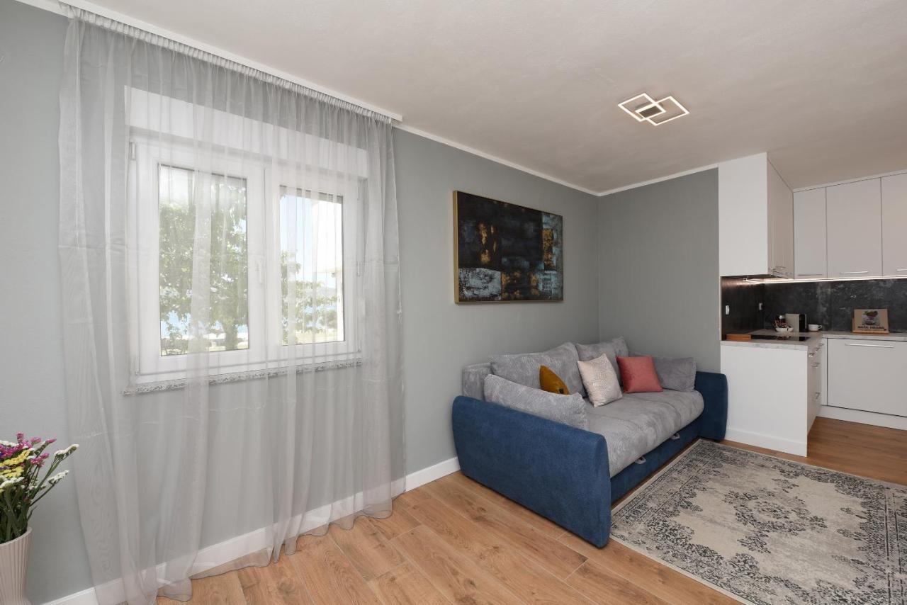 Malako Family Apartments 셀리네 외부 사진