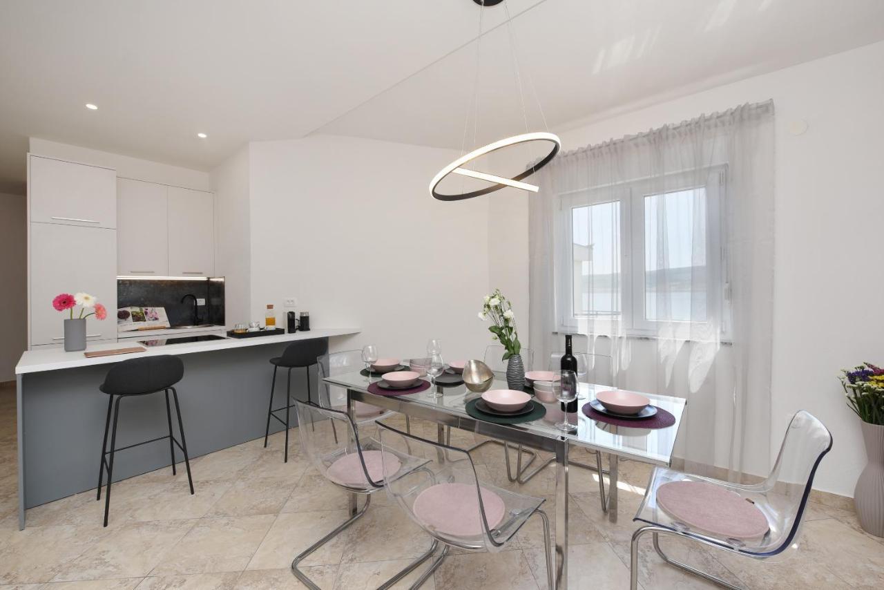 Malako Family Apartments 셀리네 외부 사진
