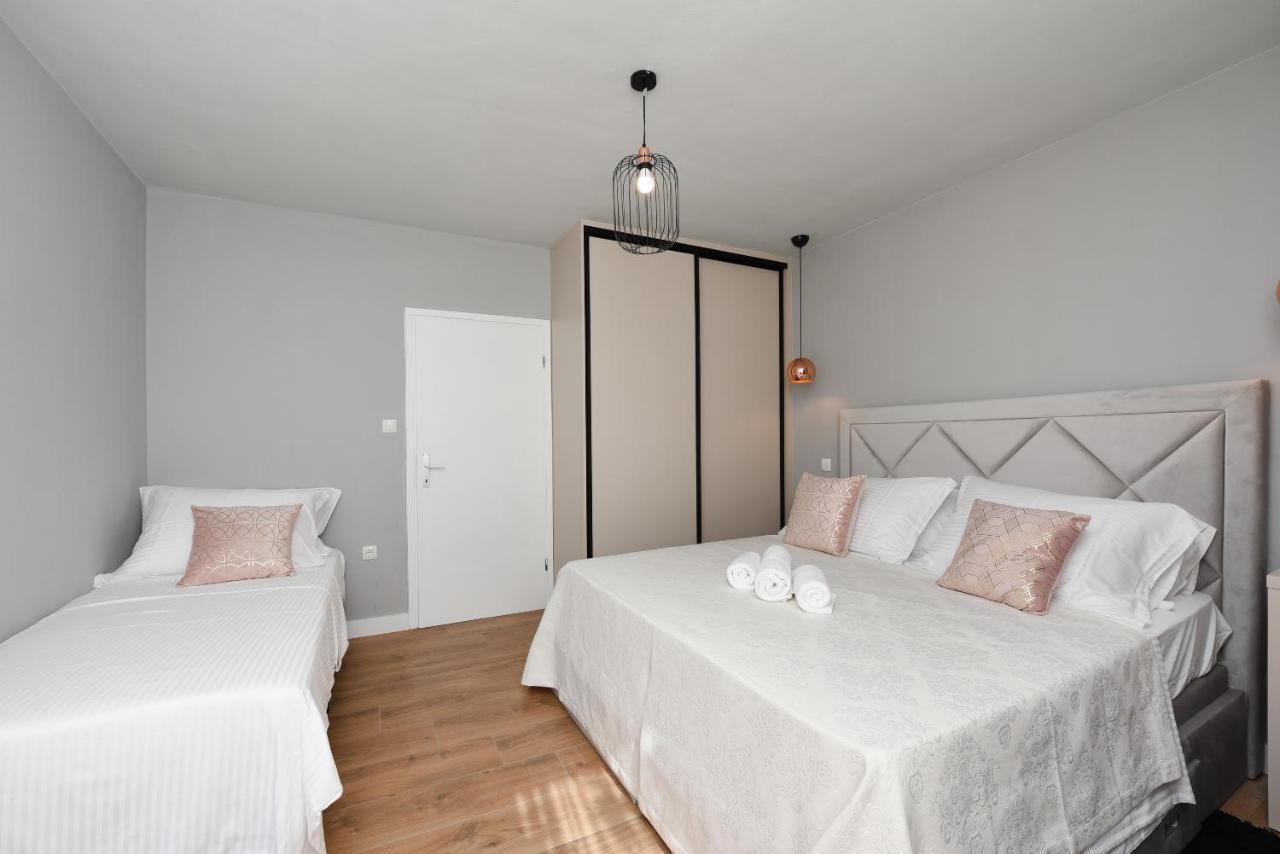 Malako Family Apartments 셀리네 외부 사진