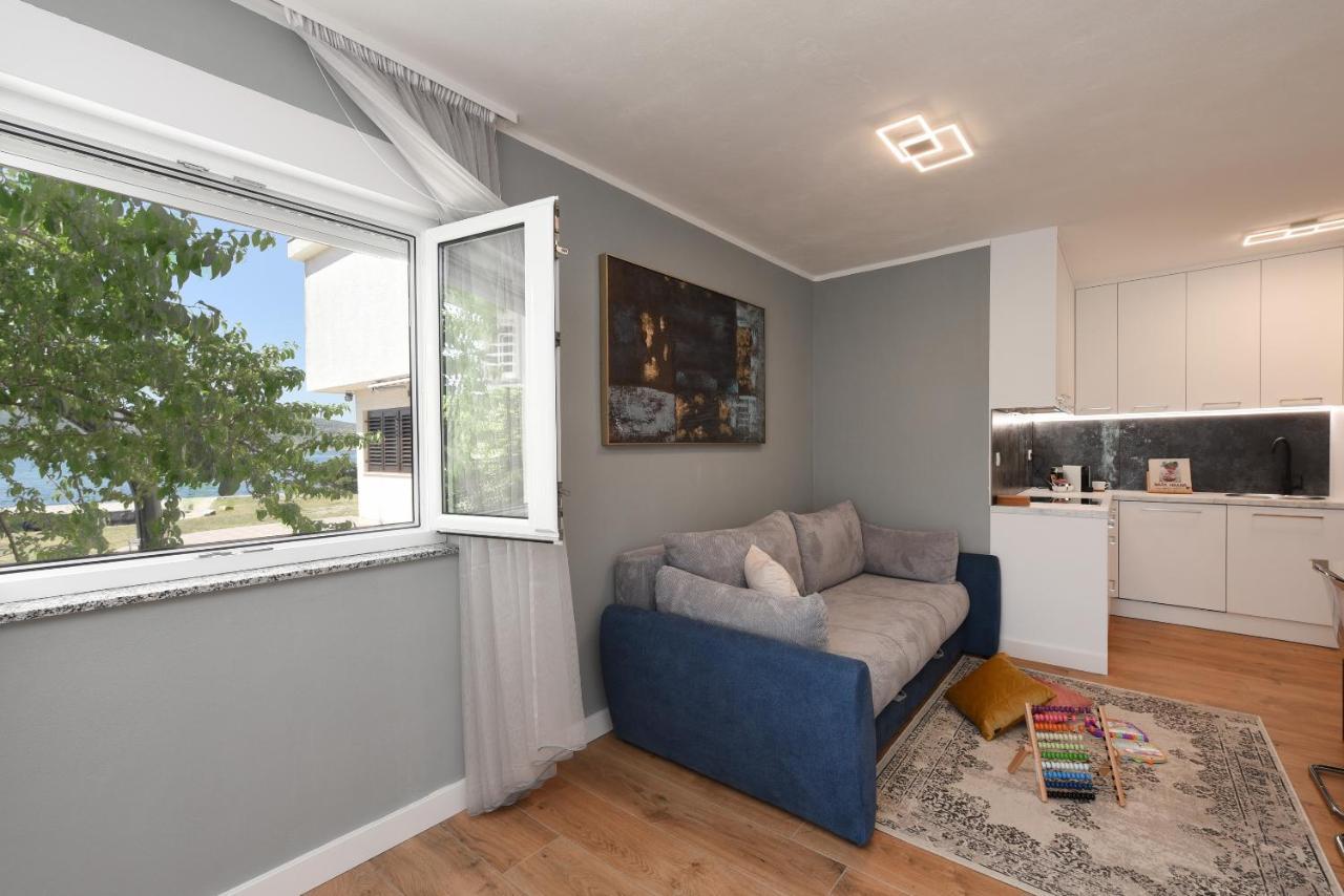 Malako Family Apartments 셀리네 외부 사진