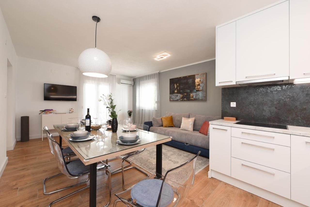 Malako Family Apartments 셀리네 외부 사진